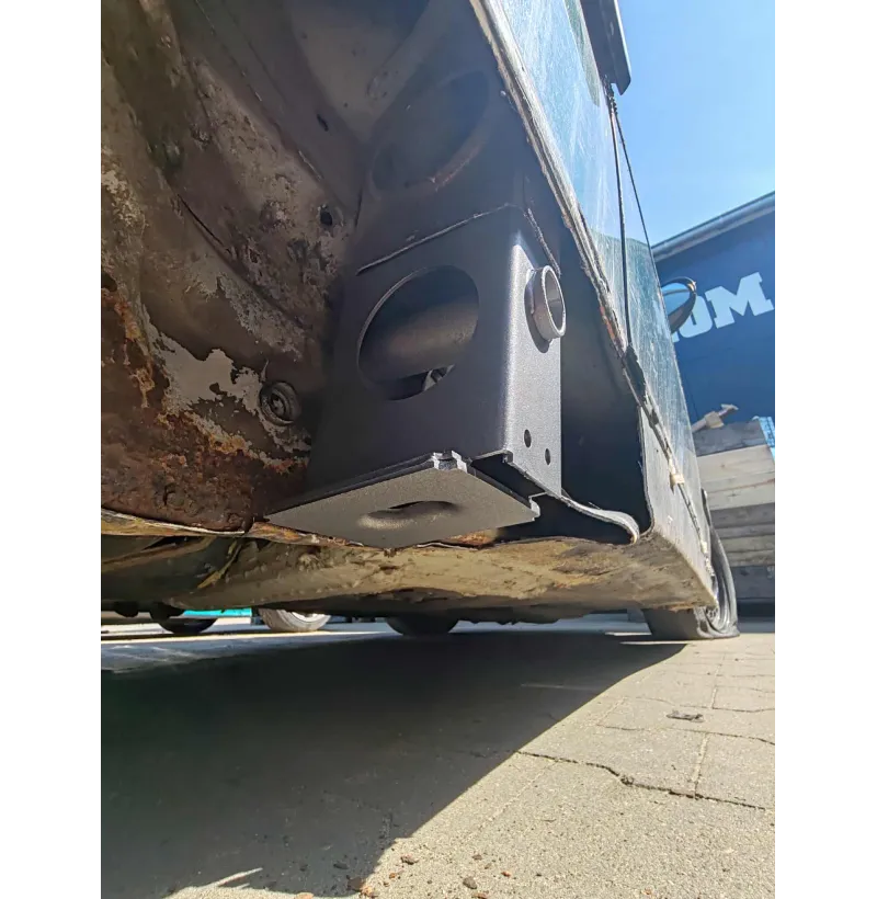 BMW E36 COUPE REAR REPAIR SET FOR JACKING POINT