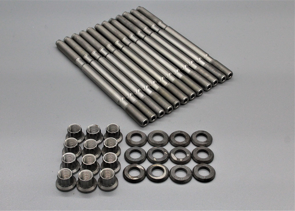 Audi 5 Cyl Head stud kit M12