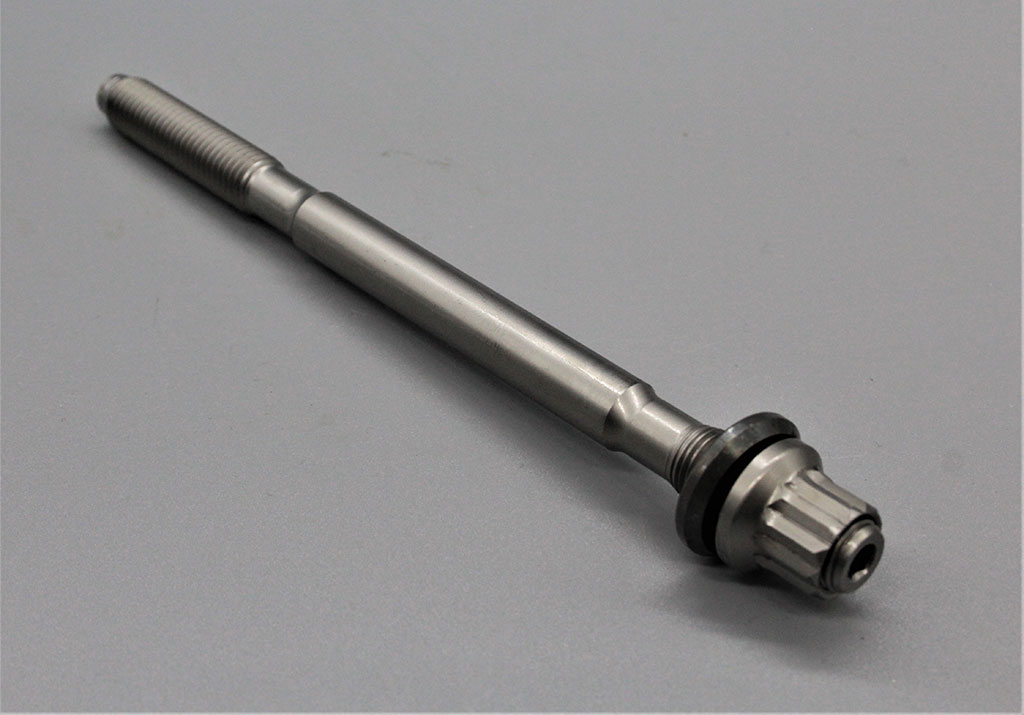 Audi 5 Cyl Head stud kit M12
