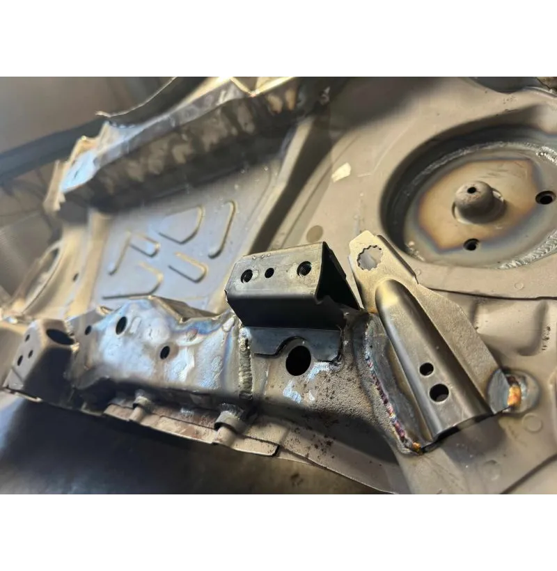 Bmw E46 Fuel Tank & Brake Pipe Bracket Restoration Kit