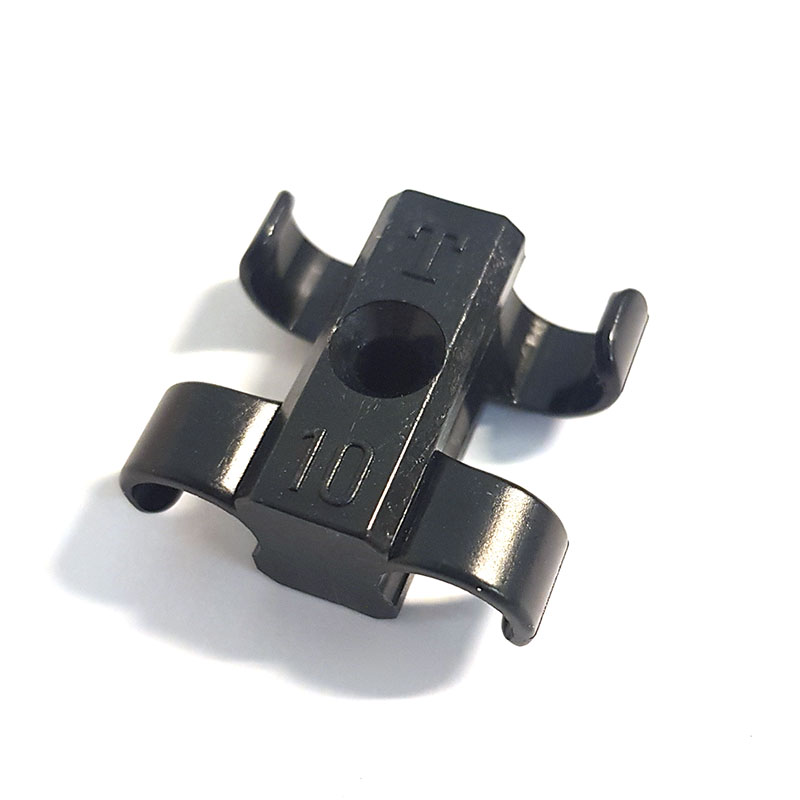 Ignition cable clip